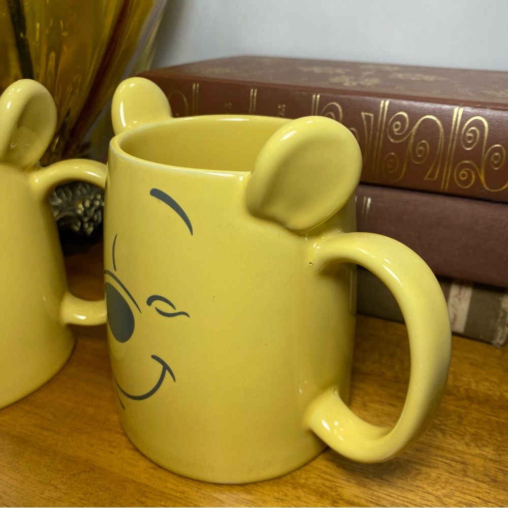 Hallmark Disney Winnie the Pooh Coffee/Tea Mugs - Picture 6 of 7